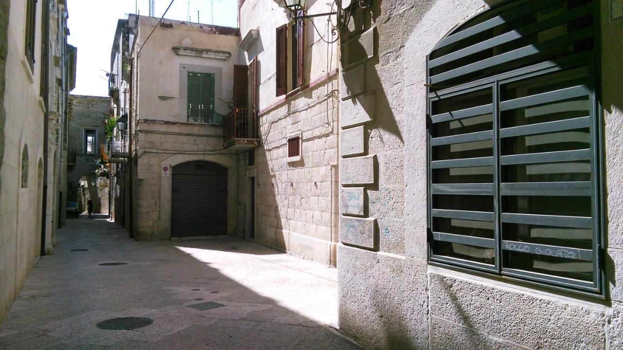 Monolocale Prezioso Villa Трани Екстериор снимка
