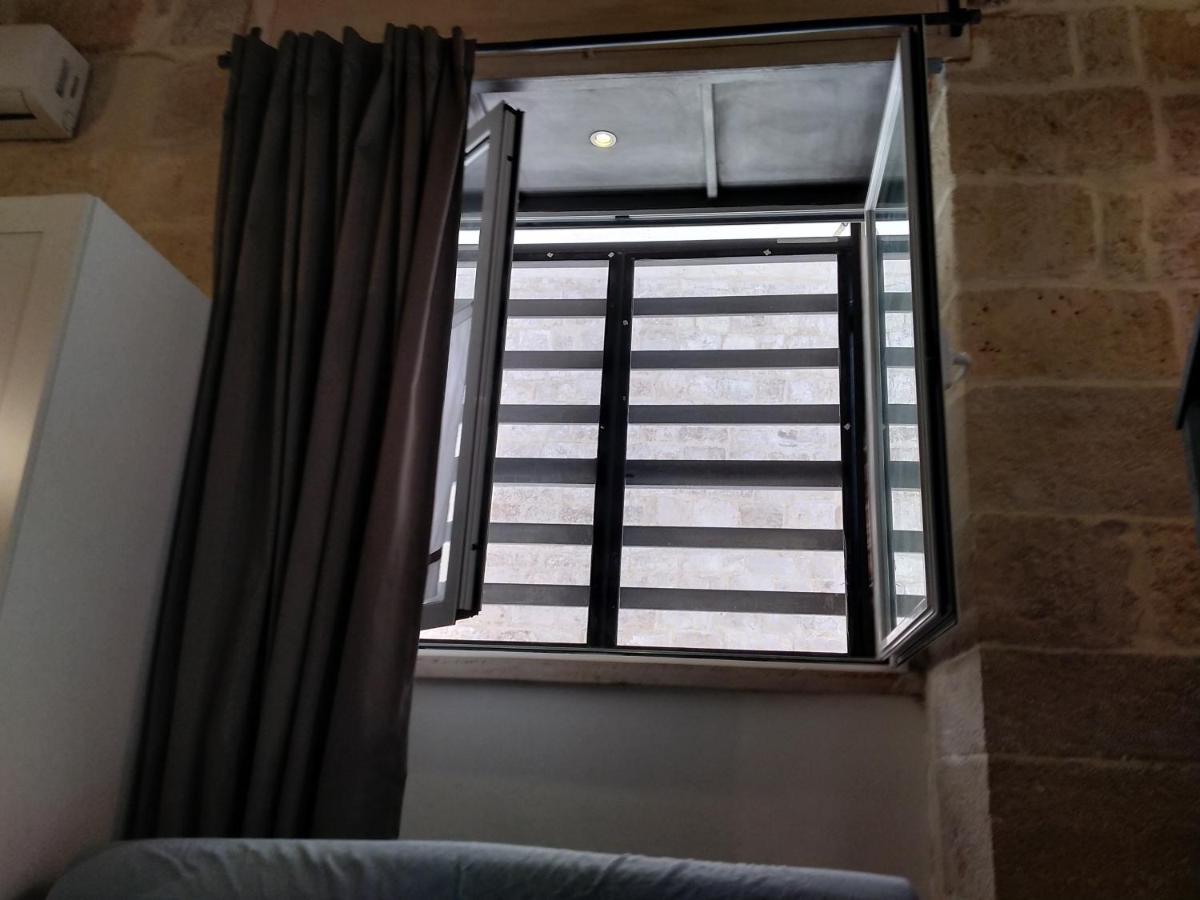 Monolocale Prezioso Villa Трани Екстериор снимка