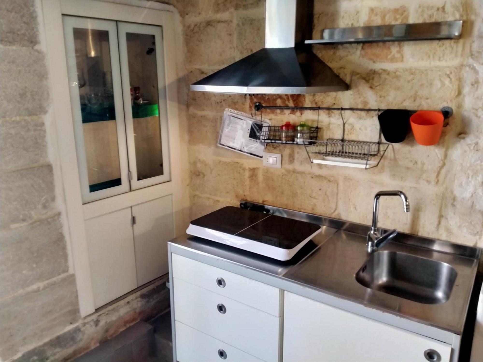 Monolocale Prezioso Villa Трани Екстериор снимка