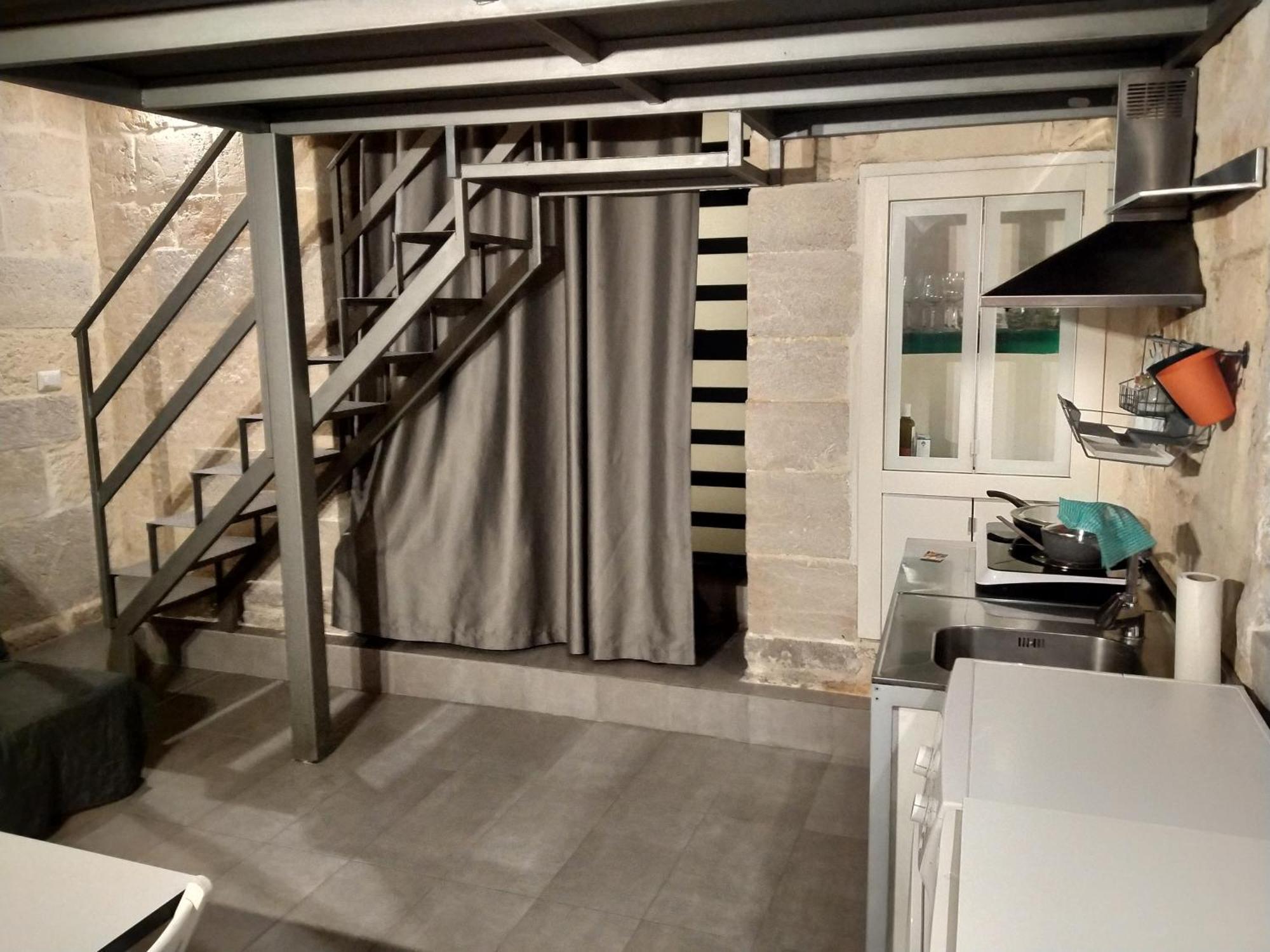 Monolocale Prezioso Villa Трани Екстериор снимка