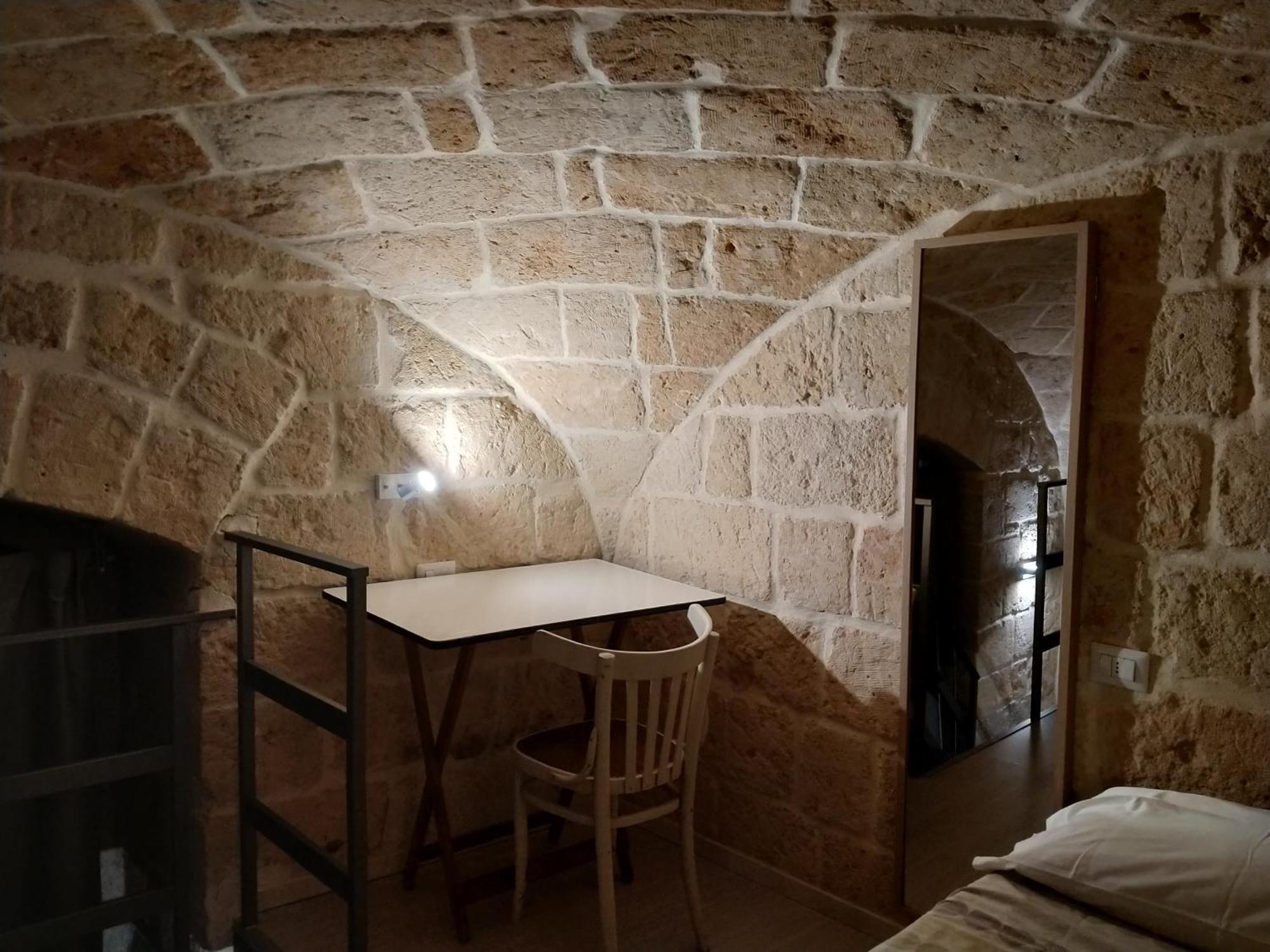 Monolocale Prezioso Villa Трани Екстериор снимка